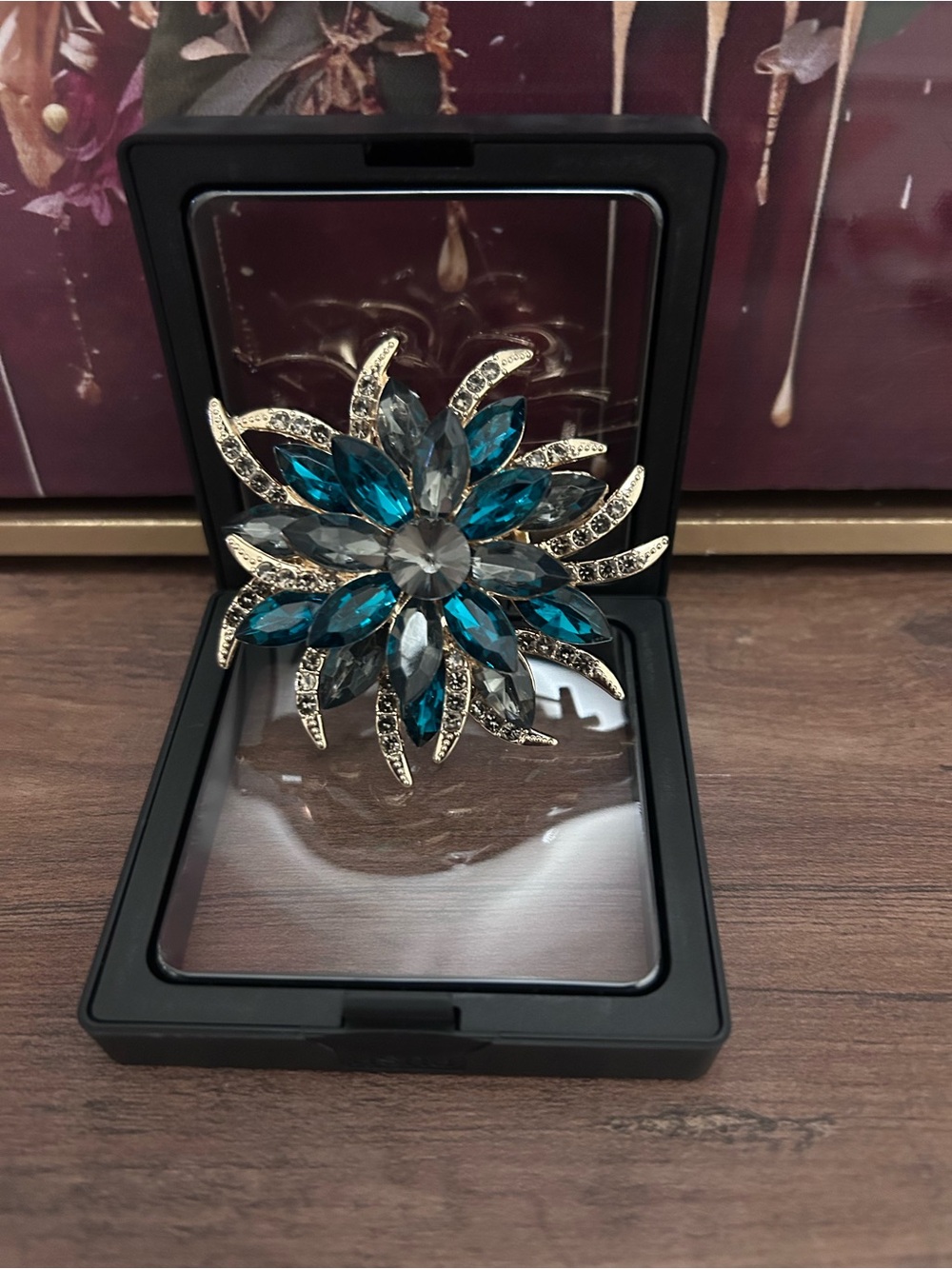 Sapphire Snowflake Teal Crystal Brooch - Picture 2 of 3